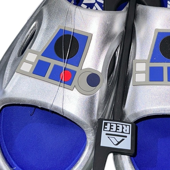 NEW Star Wars Groundup Mens Silver R2-D2 Slides Shoes - Picture 3 of 4